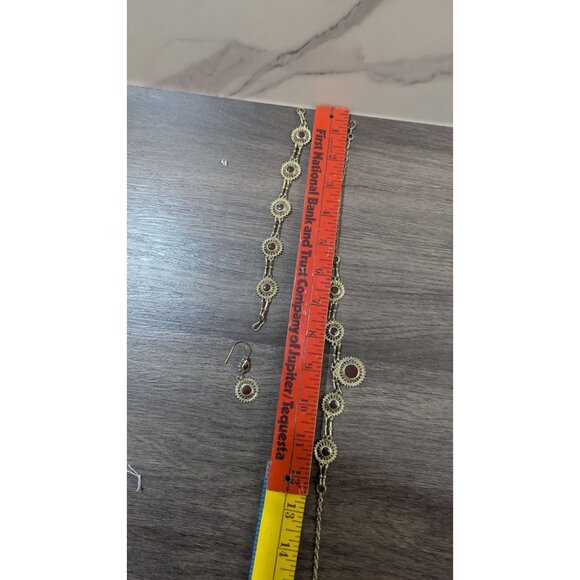 Vintage-Style Gold-Tone Necklace Bracelet & Earrings Set – Faux Garnet Cabochons - Picture 7 of 7